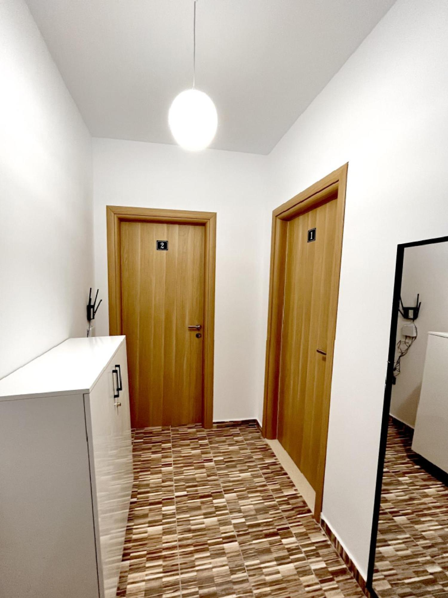 Kam Apartments In The City Center Vlore Bagian luar foto